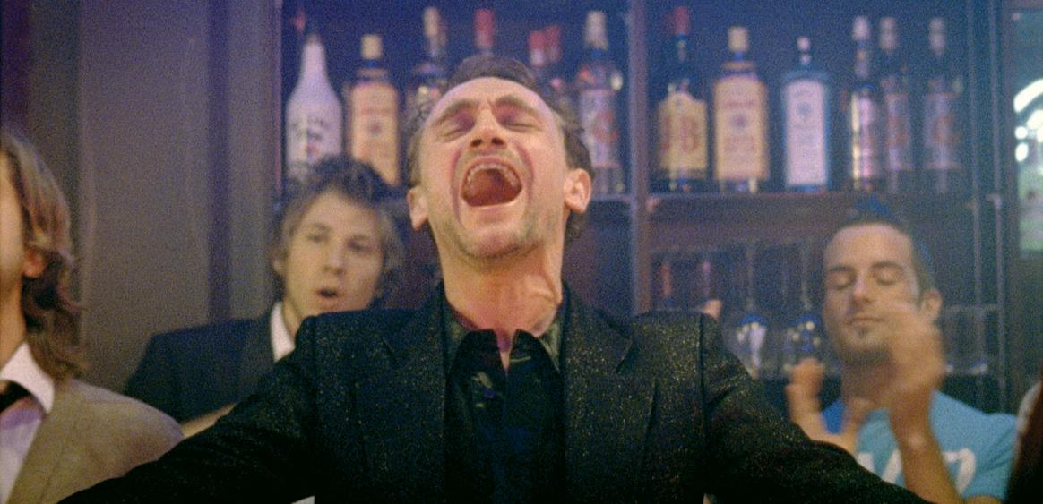 © Artémis Productions