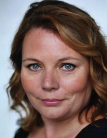 Joanna Scanlan