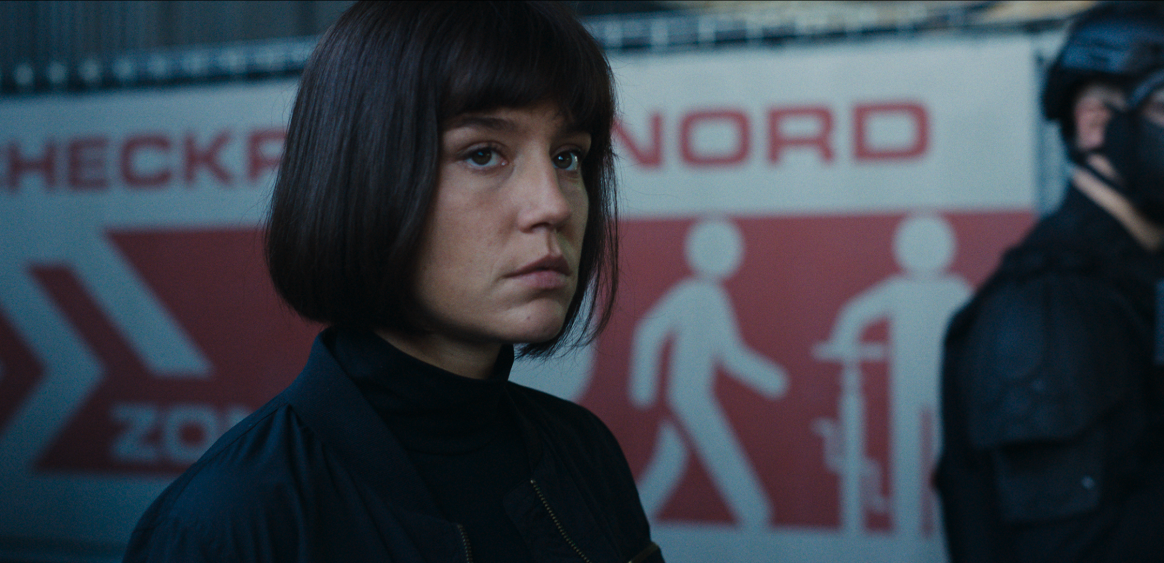 © 2025 - Chi-Fou-Mi Productions- Studiocanal - France 2 Cinéma - Jim Films - Artemis Productions