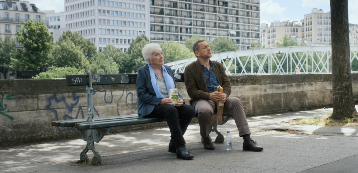 © 2022 - UNE HIRONDELLE PRODUCTIONS - PATHÉ FILMS - TF1 FILMS PRODUCTION - ARTÉMIS PRODUCTIONS