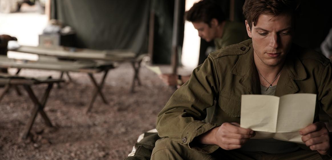 Photo: David Koskas - Synecdoche - Artémis Productions